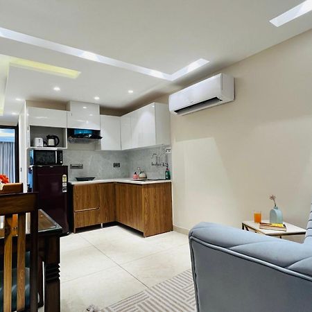 Zen Suites Gurgaon - Luxe Stays Collection Экстерьер фото