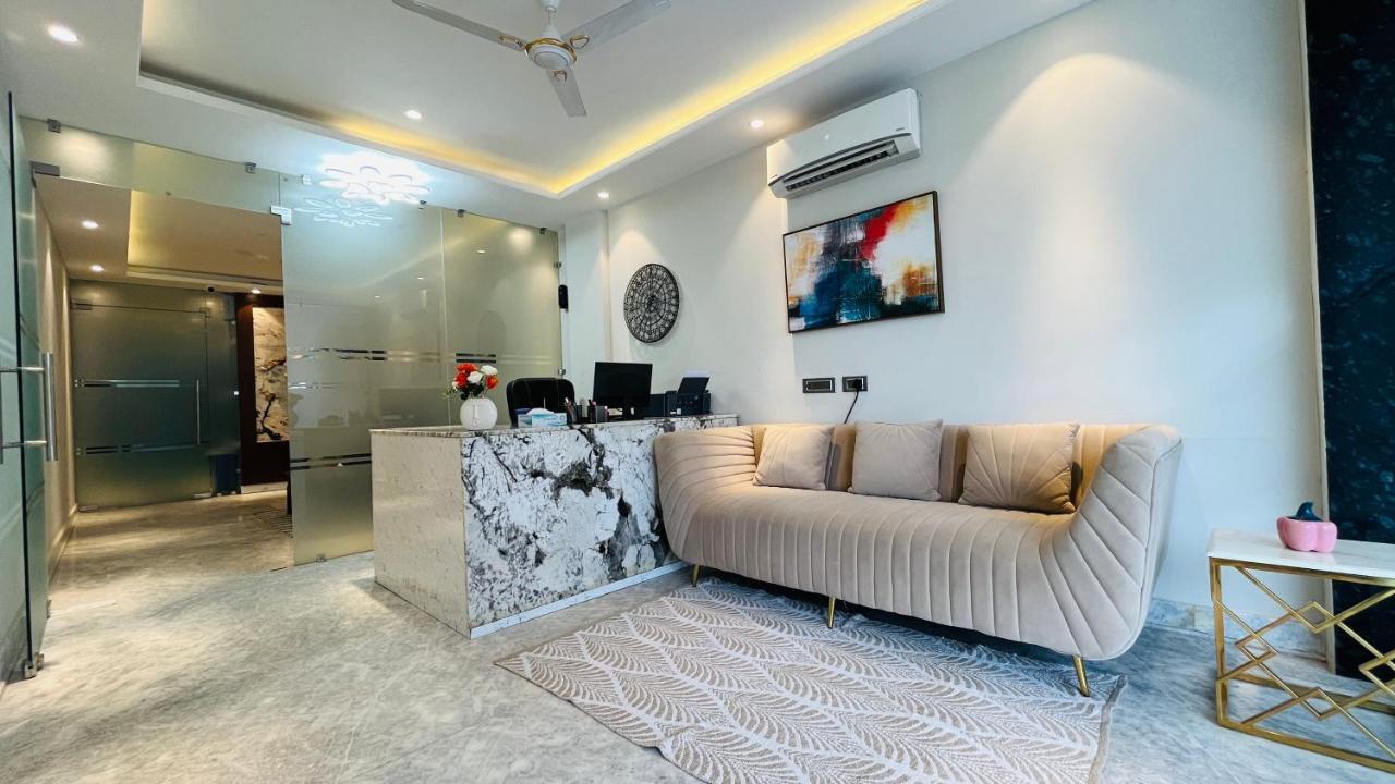 Zen Suites Gurgaon - Luxe Stays Collection Экстерьер фото